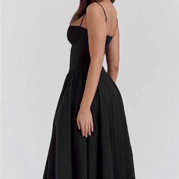 House of CB Samaria Black Midi Dress, nwot, size medium - Picture 3 of 4